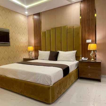 Hotel Croydon International 라왈핀디 외부 사진