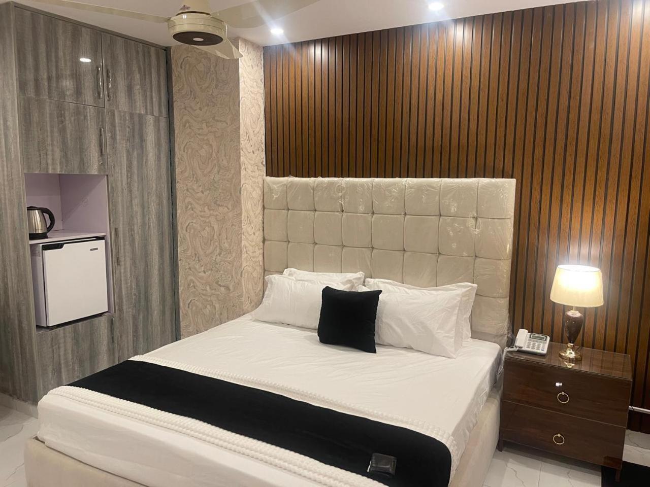Hotel Croydon International 라왈핀디 외부 사진