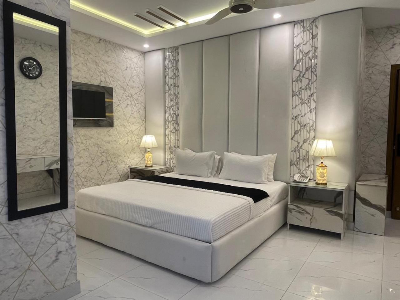 Hotel Croydon International 라왈핀디 외부 사진